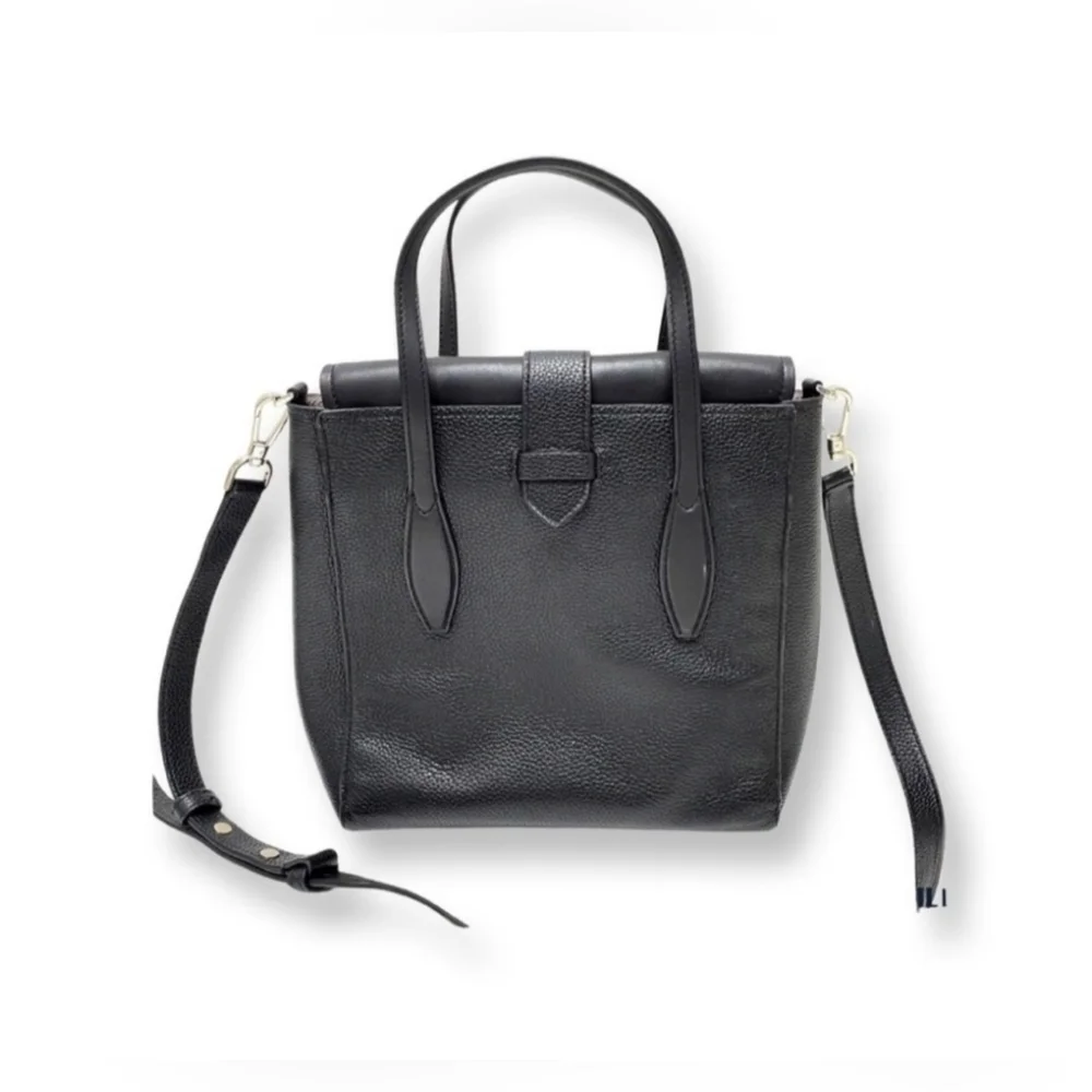 *EUC* Black and sliver hardware Kate Spade Crossbody Bag